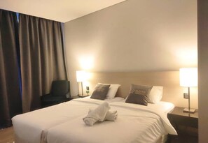 1 bedroom, iron/ironing board, WiFi, bed sheets - Cosy Twin w/ Pool view @ Straits Suite (Melaka)