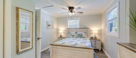2 bedrooms, iron/ironing board, WiFi, bed sheets