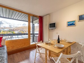Dining - Home Club (Lavachet) by Interhome (Tignes)