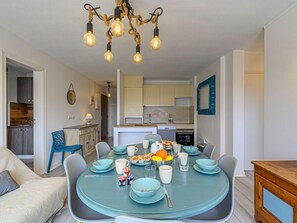 Dining - Les Cardinaux by Interhome (Quiberon)