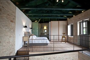 5 habitaciones y caja de seguridad en la habitación