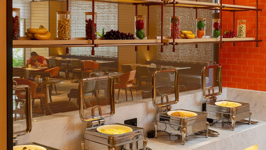 Guangzhou Baiyun Airport Rezen Select Hotel