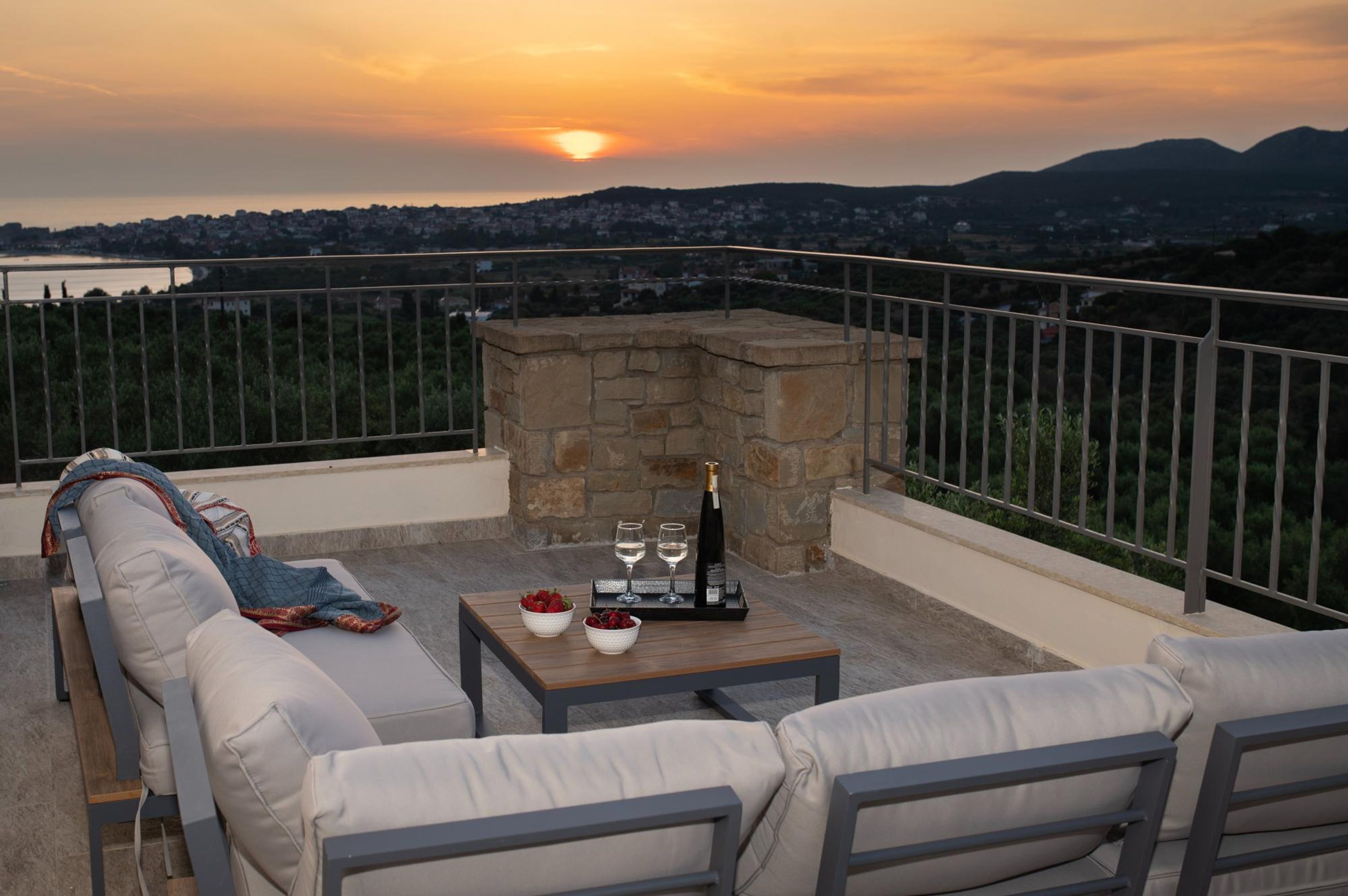 Villa, fumeurs | 7 chambres, bureau