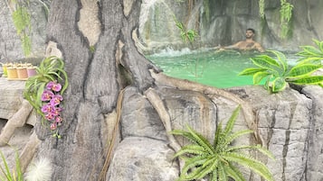 Hot tub