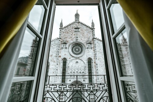 Aurum - Como Luxury Suites