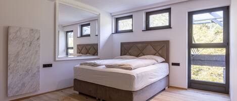 2 quartos, Wi-Fi de cortesia, roupa de cama