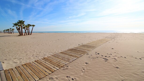 Beach - Global Vacacional: Practical flat in Canet Beach (Canet d´en berenguer)