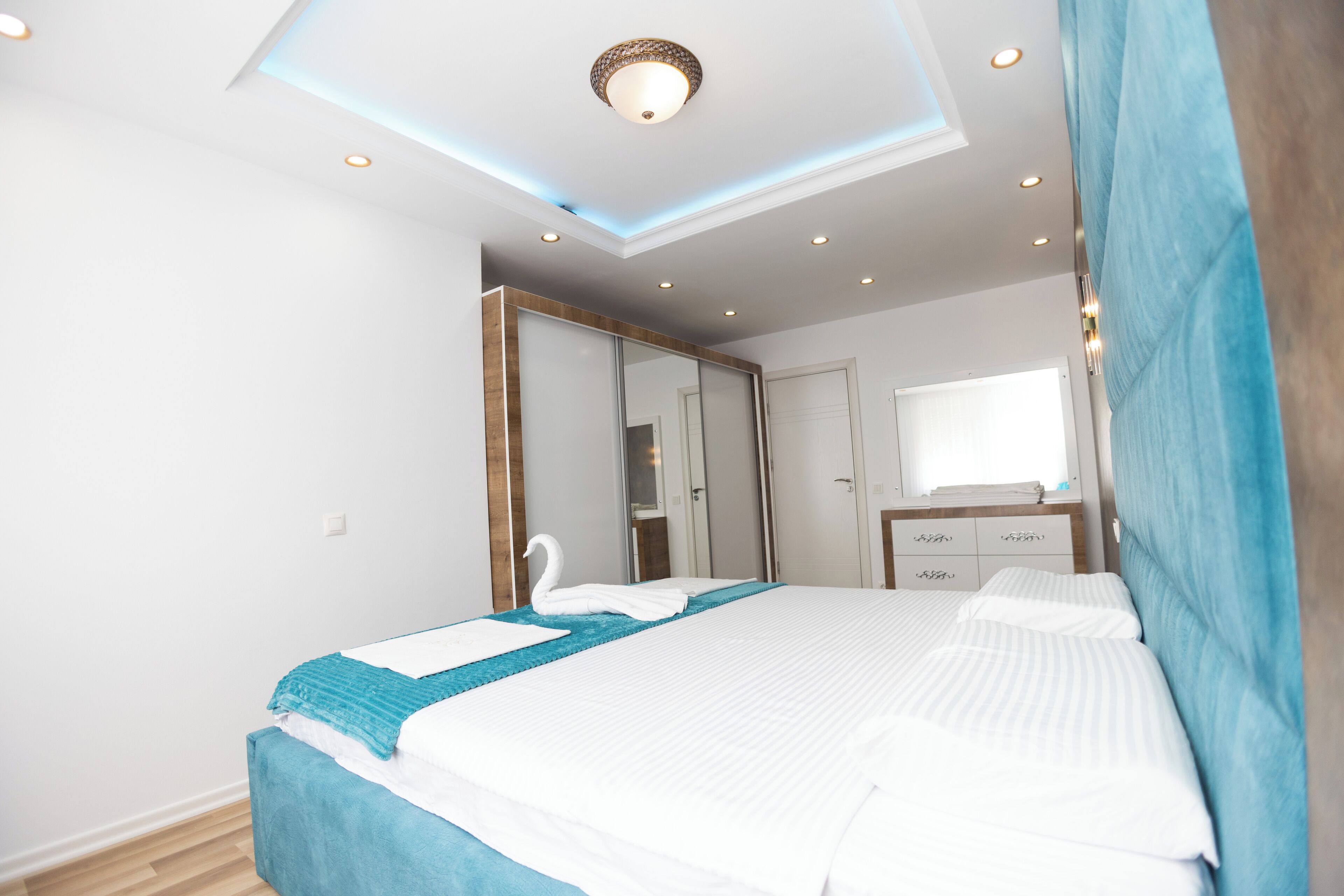 Apartamento exclusivo | Tabla de planchar con plancha, wifi gratis, ropa de cama