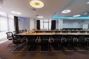 Meeting facility - Dodona Apartments (Pristina)