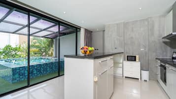 Vila Desain | Dapur pribadi | Ketel listrik