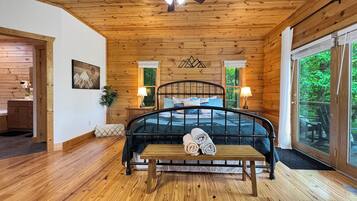 5 slaapkamers, een bureau, reisbedje, gratis wifi