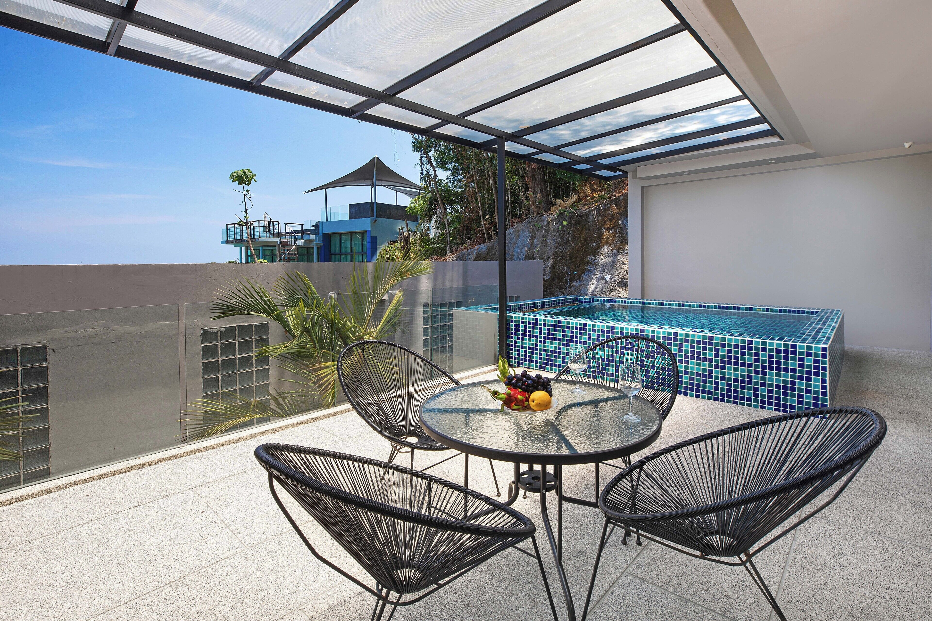 Kolam renang outdoor