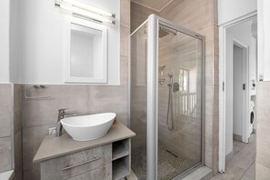 Superior Villa | Bathroom - San Lameer Villa 2825 (Southbroom)