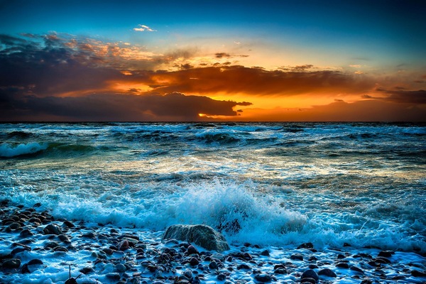 Una spiaggia nelle vicinanze