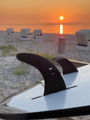 Una spiaggia nelle vicinanze