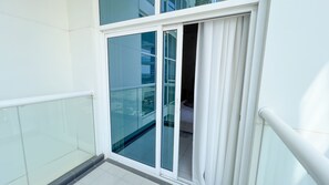 Exterior detail - Cozy Studio in Glitz 1 by Danube (Dubai)
