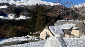 Unclassified image, 5 of 9, button - Chalet Peyranère à 5 Minutes de la Station de Ski le Somport (URDOS)