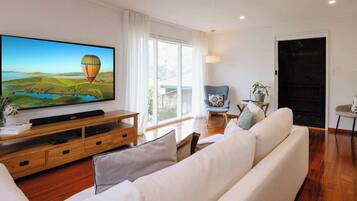TV, offices