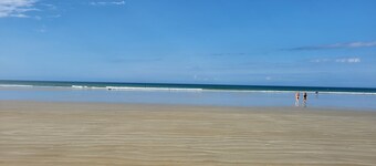 Maison Avec Piscine, 4 Chambres - 10 Personnes