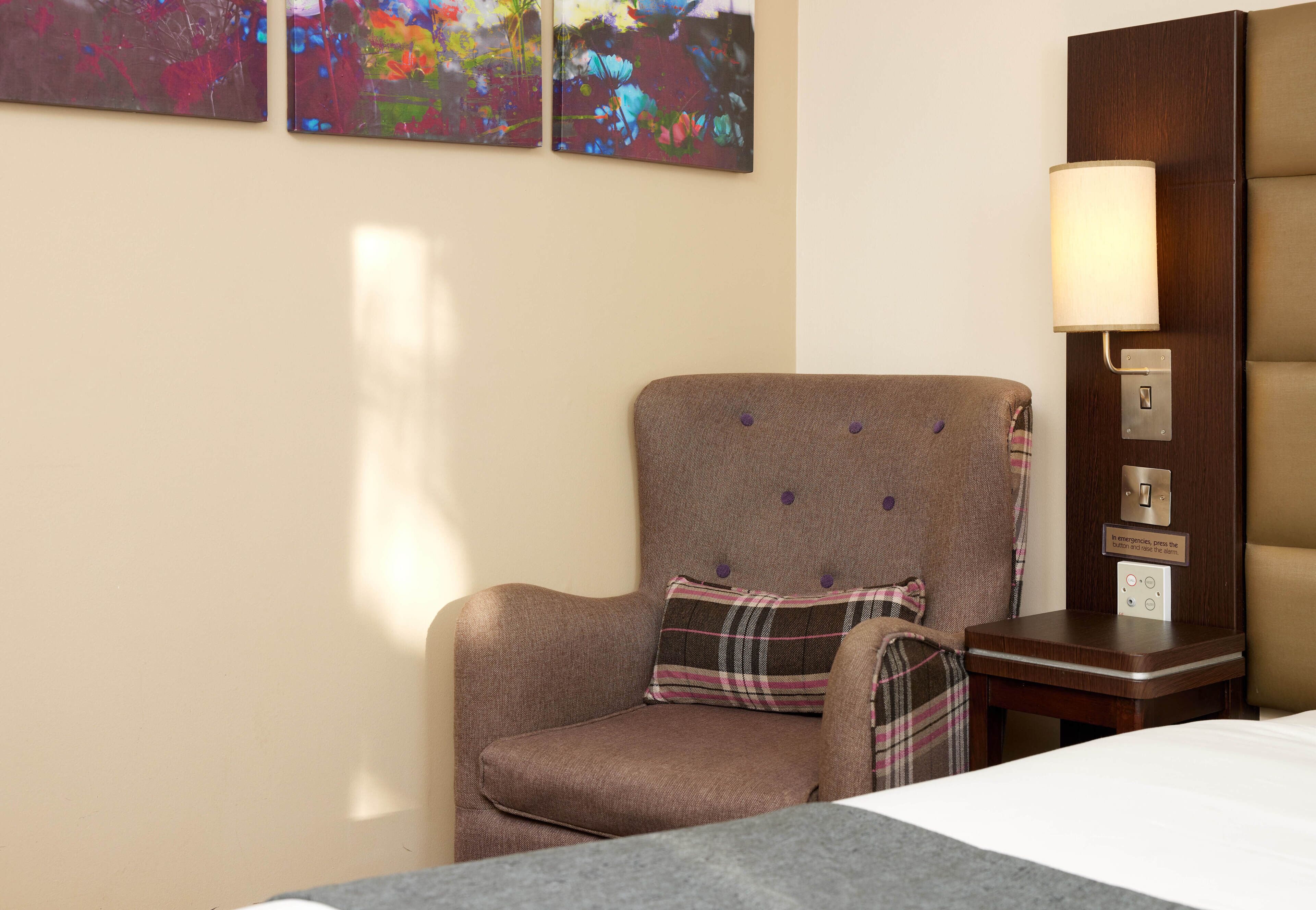 Accessible Double Room | Desk, free WiFi, bed sheets
