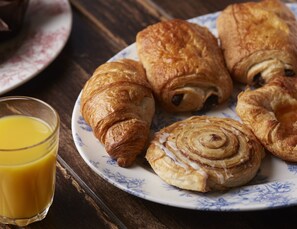 Desayuno inglés diario (GBP 9.00 por persona)