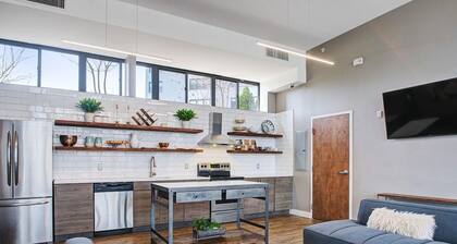 This apartment is a 2 bedroom(s), 1 bathrooms, located in Philadelphia, PA.