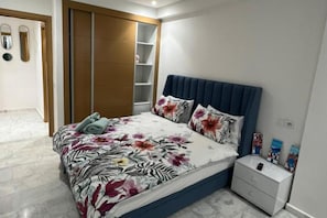 1 bedroom, free WiFi, bed sheets
