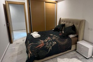 1 bedroom, iron/ironing board, free WiFi, bed sheets