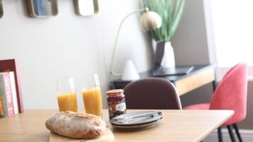 Appartamento | 1 camera, insonorizzazione, ferro/asse da stiro, Internet