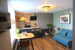 Apartment | 1 bedroom, Internet - Diglis Basin Apartment (Worcester)