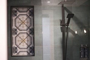 1 غرفة نوم وخدمة الإنترنت