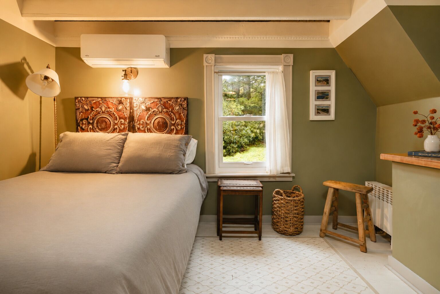 4 bedrooms, desk, free WiFi, bed sheets
