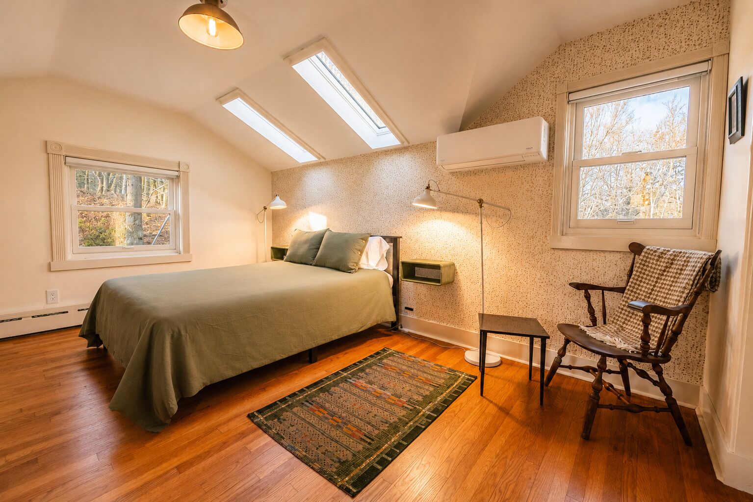 4 chambres, bureau, Wi-Fi gratuit, draps fournis