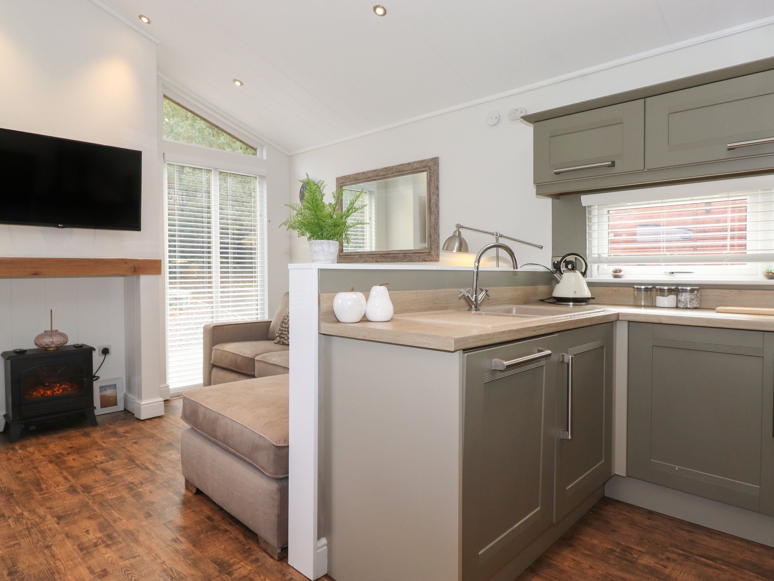 Fridge, dishwasher, electric kettle, toaster