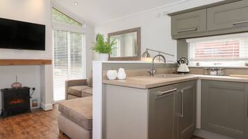 Fridge, dishwasher, electric kettle, toaster