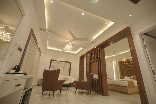 Golden Stone Resorts