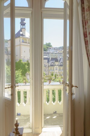 Balcony view - Hotel Heluan (Karlovy Vary)