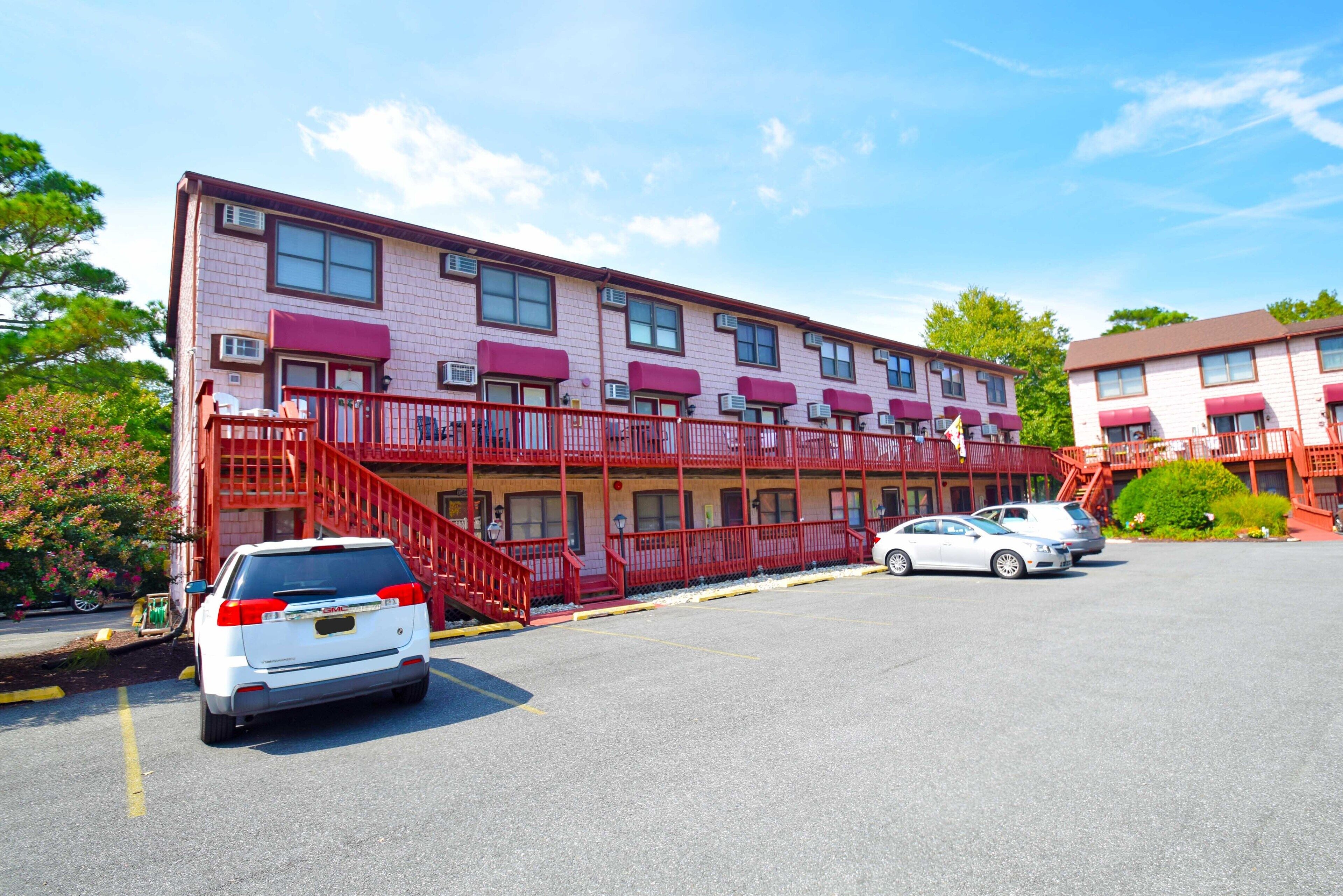 Nanticoke Square 207B-Bayside 142nd St, Pool, W/D, AC, Free WIFI