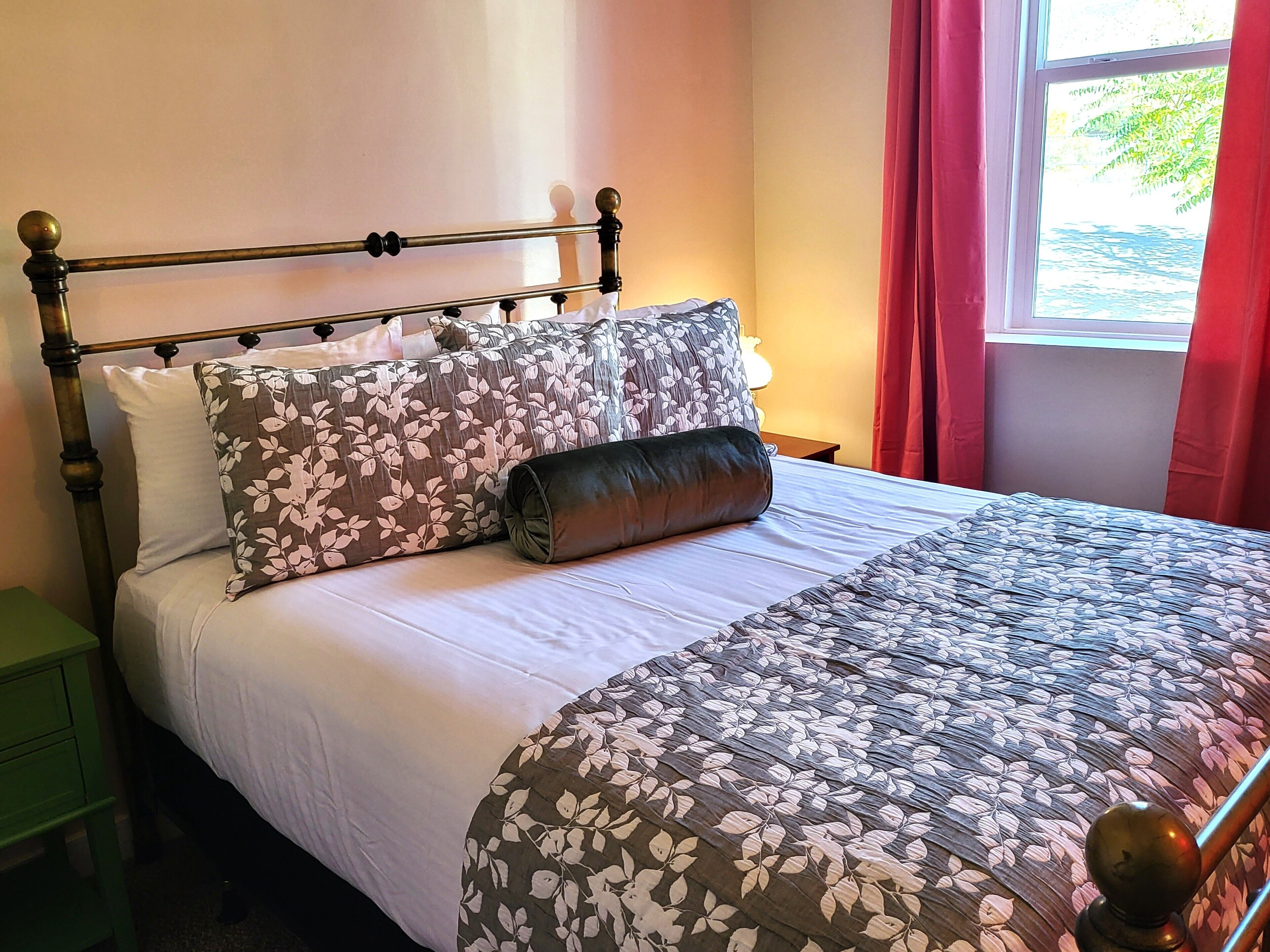 Cedar City 200 N. Remodeled Historic Home