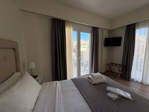 Prestige Apartment with Acropolis View | 1 bedroom, in-room safe, free WiFi, bed sheets - Acropolis Divine Apartments (Athens)