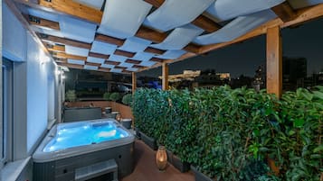 Acropolis Divine Penthouse with hot tub