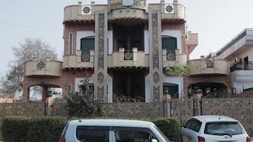 Facciata della struttura