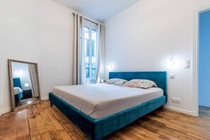 2 chambres, fer et planche à repasser, Wi-Fi, draps fournis