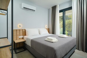 スーペリア スイート | デスク、防音設備、アイロン / アイロン台、WiFi (無料)