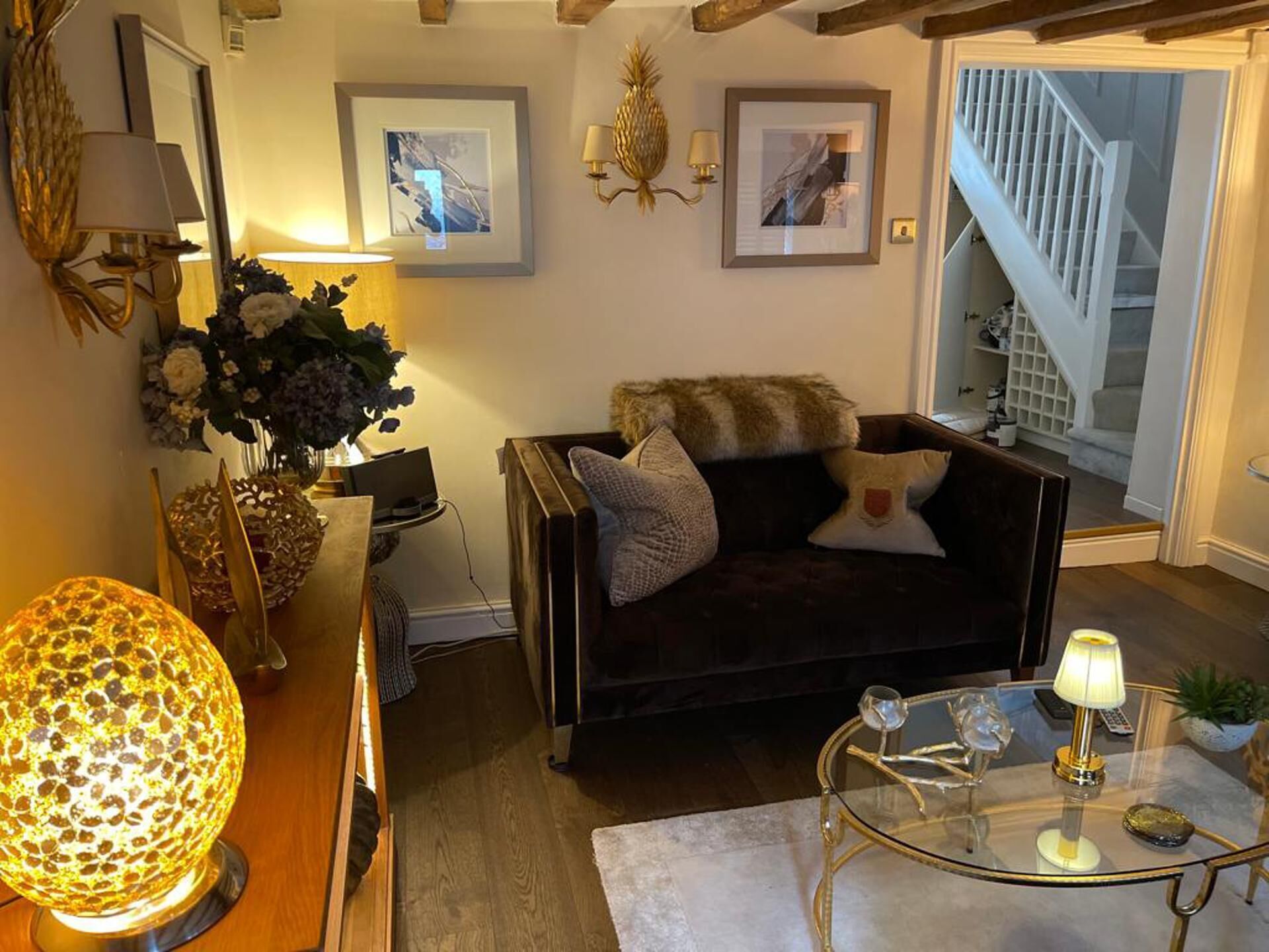 Cottage | Living area | Fireplace