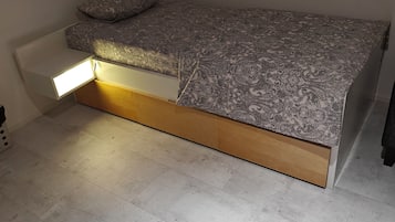 Apartment | 2 bilik tidur, seterika/papan seterika, Wi-fi percuma, cadar katil