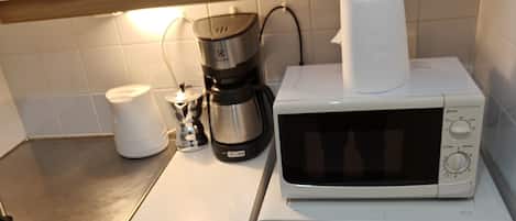 Appartement | Cuisine privée | Réfrigérateur, micro-ondes, four, plaque de cuisson