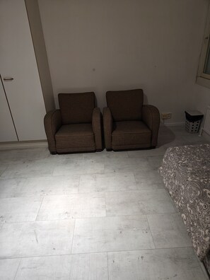 Interior - Pet-friendly 4 Bed Apt in Turku With Park Views (Turku)