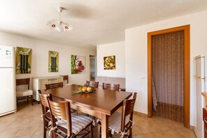 Apartment | Dining room - 3649 Rosmarino - App A by Barbarhouse (Manduria)