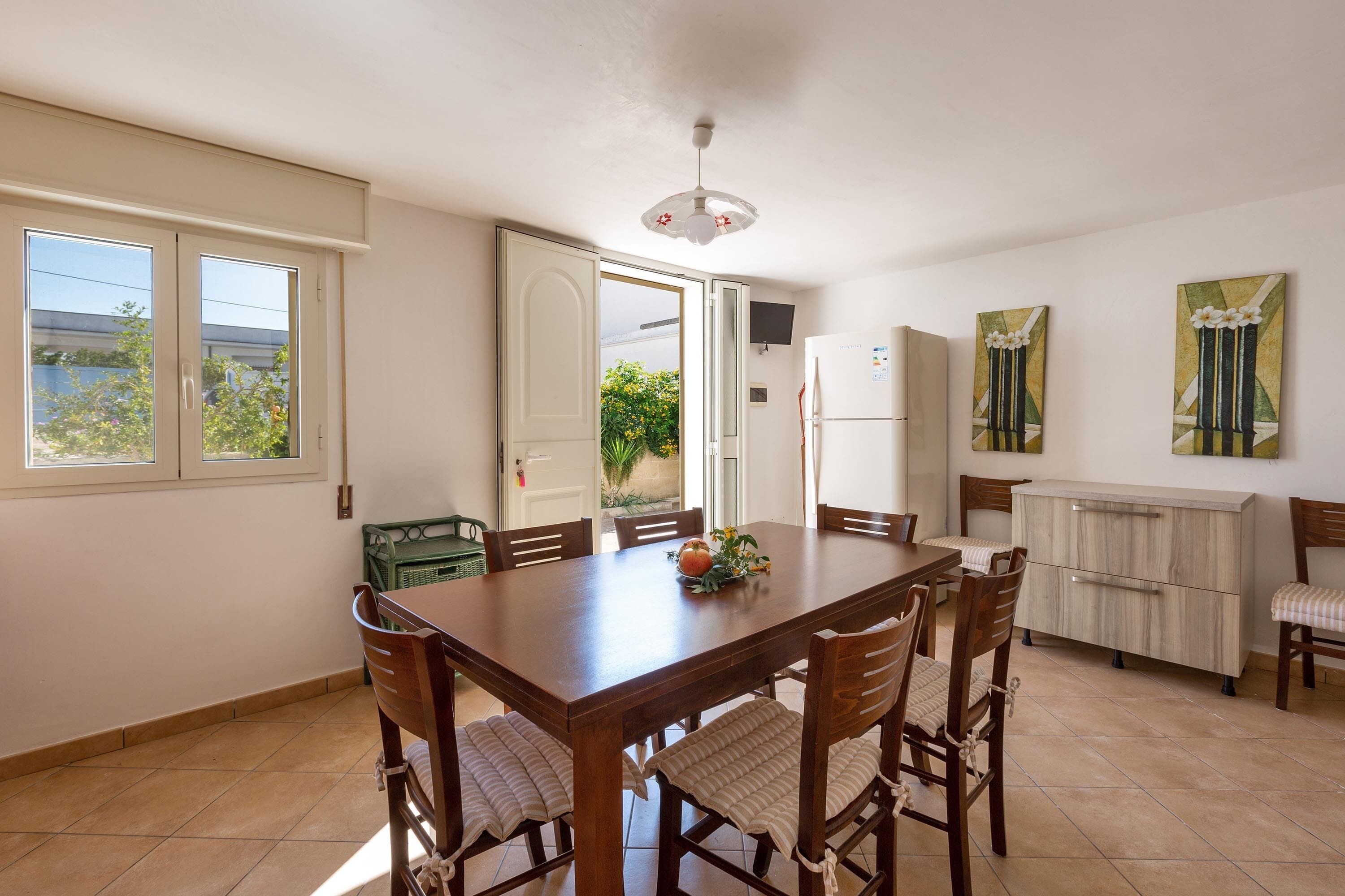Apartment | Dining room